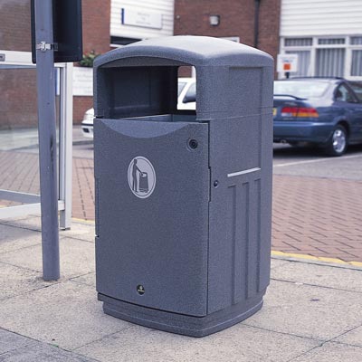 Futuro litter bin in Millstone