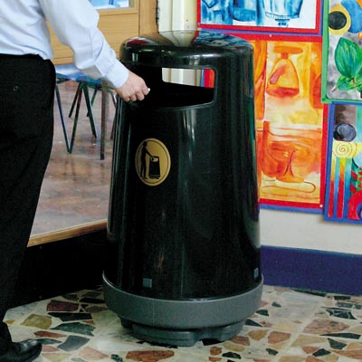 Topsy 2000 litter bin in Black